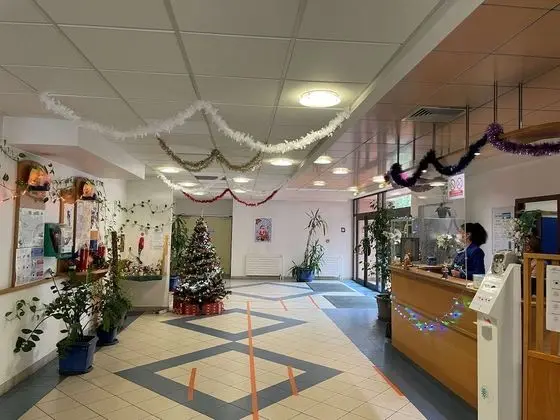 Kyriad Direct Montauban Centre - Lobi