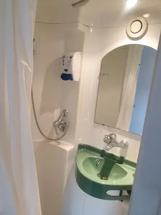 Kyriad Direct Poissy - Acheres - Banyo Tipleri