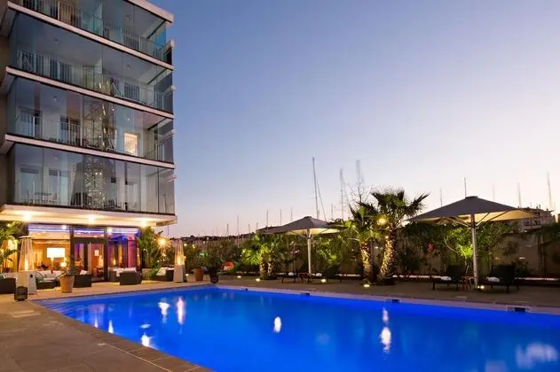 Kyriad Prestige Toulon-La Seyne sur Mer