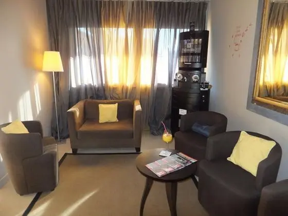 Kyriad Toulouse - Blagnac Aeroport - Lobi