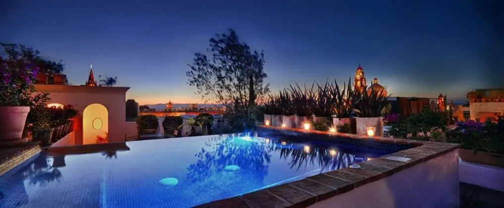 Lotel Chiquitos San Miguel de Allende - Havuz