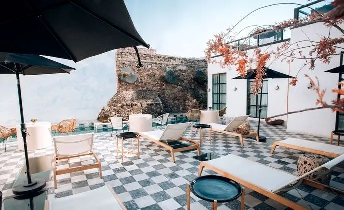 Lotel at Doce18 Concept House - Havuz