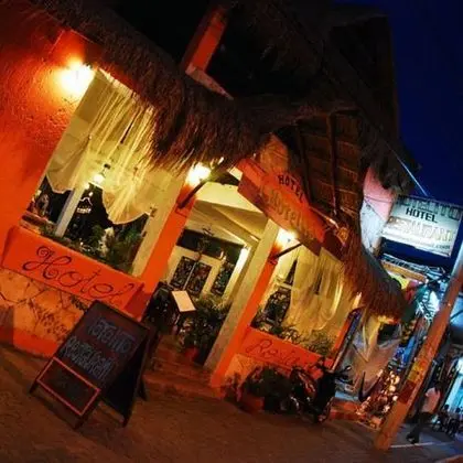 L.Hotelito