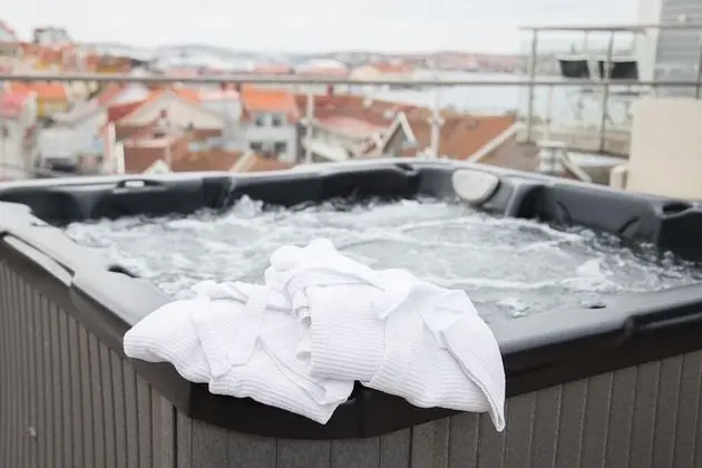 Hotell Kungshamn Suites - Havuz