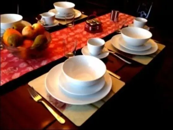 LA B and B Guest Accommodation - Kahvaltı