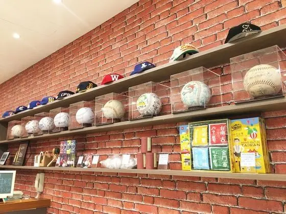 La Hotel - Baseball Theme Hall - Lobi