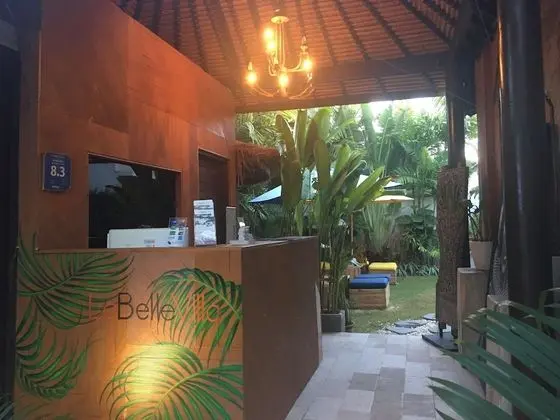 La Belle Villa - Lobi