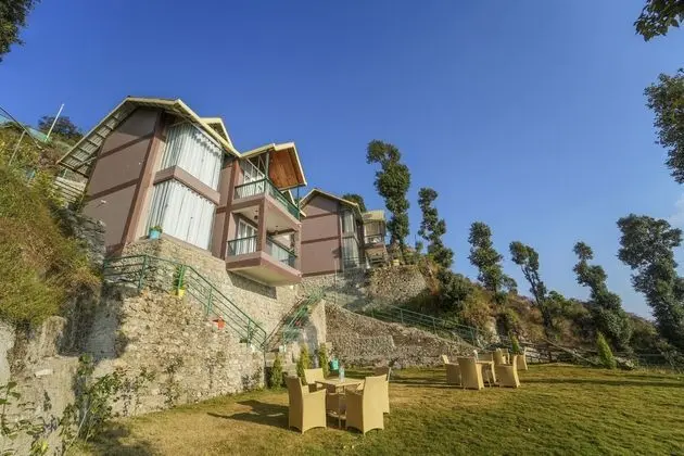 La Belle Vue by Dumnu Homes