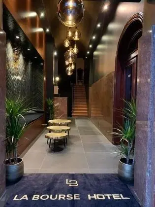 La Bourse Hotel - Lobi