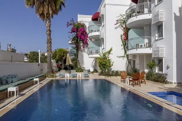 La Brezza Suite & Hotel - Açık Havuz