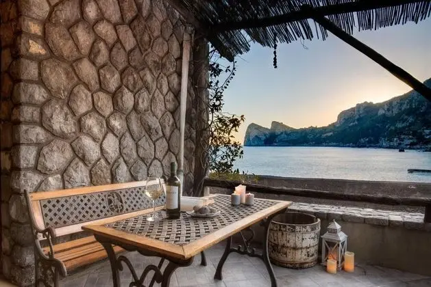 La Cabane Bleau - The Perfect Beachfront Apartment