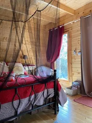 La cabane Romantique et sa balneotherapie