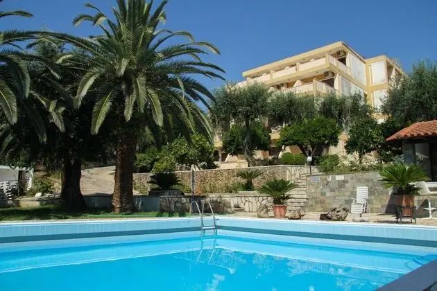 La Calma Hotel
