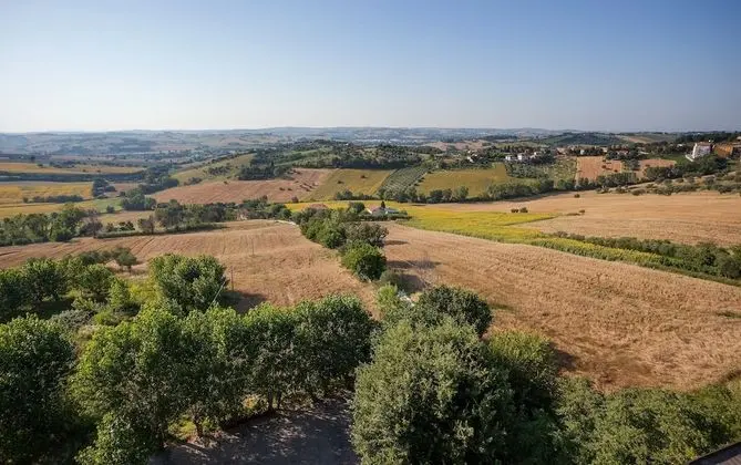 La Cantinella