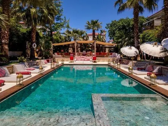 La Capria Suite Hotel Alaçatı - Havuz