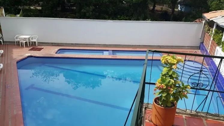 Hotel La Casa Amarela - Havuz