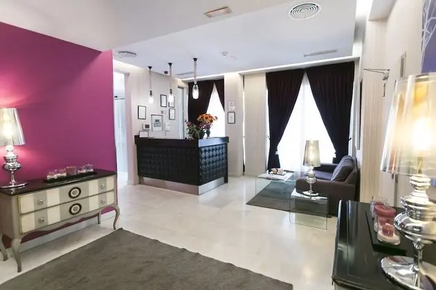 La Casa de la Trinidad Suites - Lobi