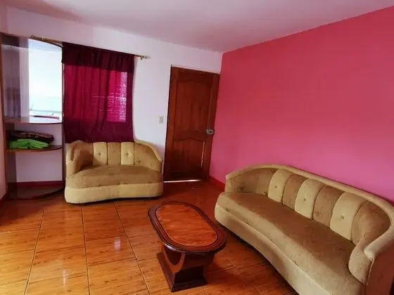 La Casa De Mi Sub - İç Mekan