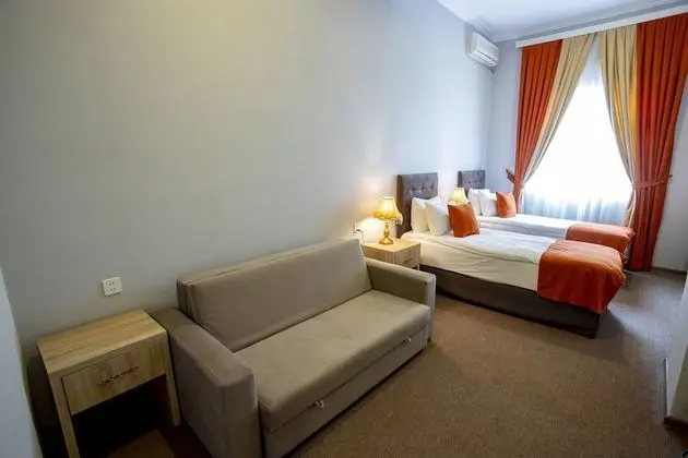 La Casa Nizami Hotel - Oda