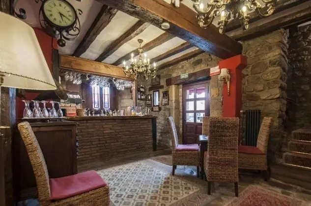 Hotel La Casona de la Torre - Lobi
