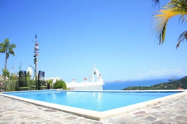 La Cecile Hotel and Cafe Komodo