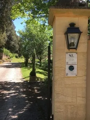 La Chambre de Madel - Dış Mekan