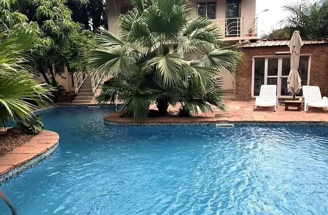 Hotel La Chaumiere - Havuz