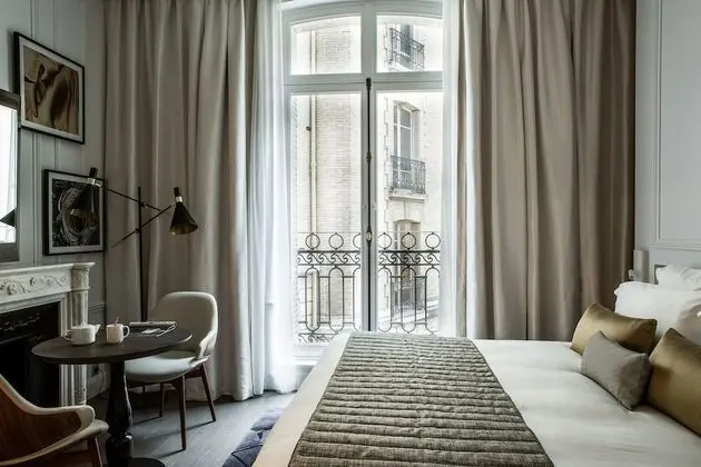 La Clef Champs-Élysées Paris by The Crest Collection - Oda