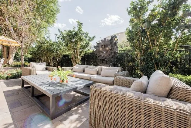 La Colombe d'Or Hotel - Dış Mekan