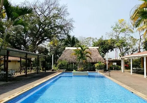 Hotel La Colonia