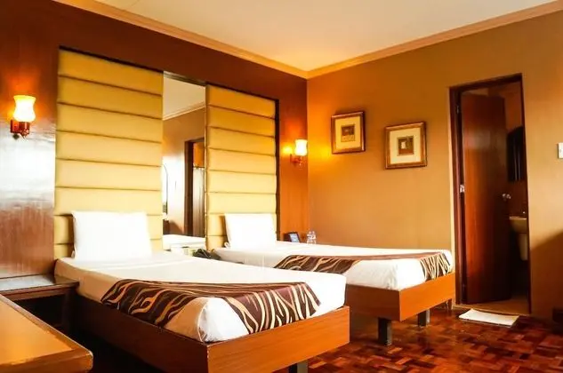 Hotel La Corona de Lipa - Oda
