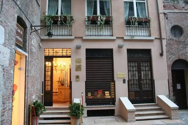 La Corte di Giulietta Exclusive Suites - Lobi