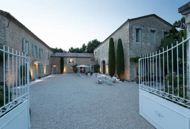 La Cour des Sens - Dış Mekan