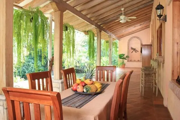 La Villa de Soledad B&B - Yerinde Yemek
