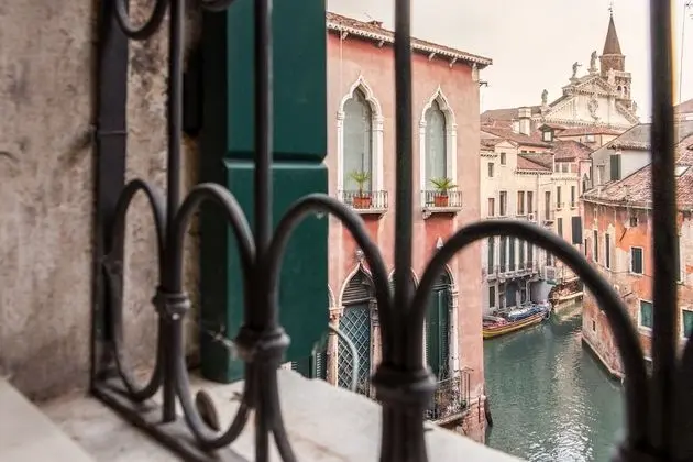 La Fenice Theatre Exclusive Flat