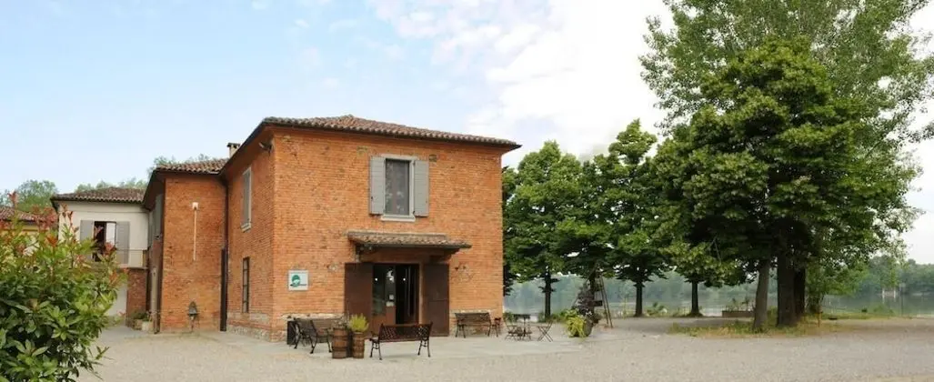 La Finestra sul Po Agriturismo - Dış Mekan
