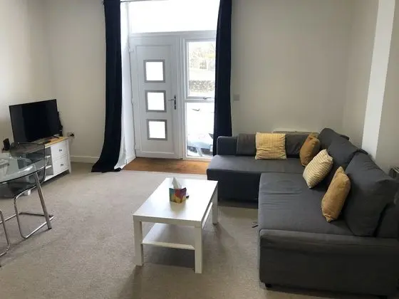 La Fontaine Court Apartments by Aldershot Short Stays - Öne Çıkan Resim