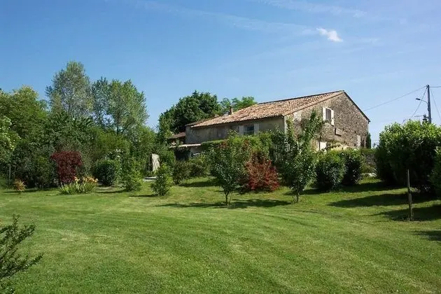 La Grange de Bellefontaine - Dış Mekan