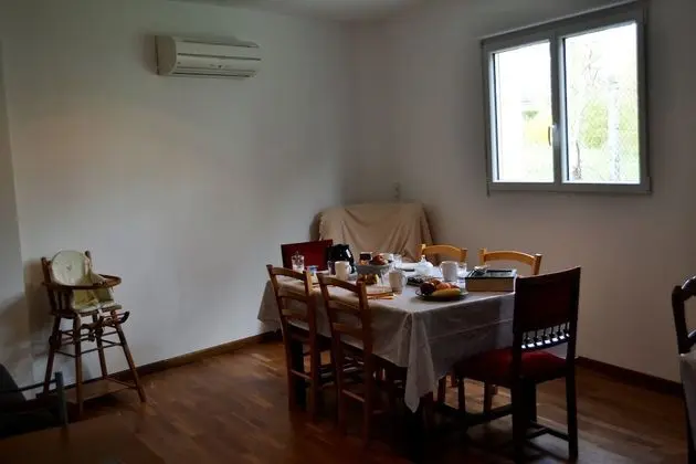 La Grenouillère - Chambre d’hôte - Yerinde Yemek