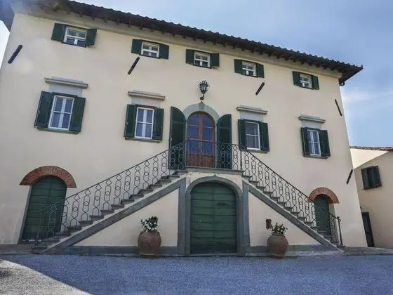 Villa La Guardia Vecchia Crespina Lorenzana