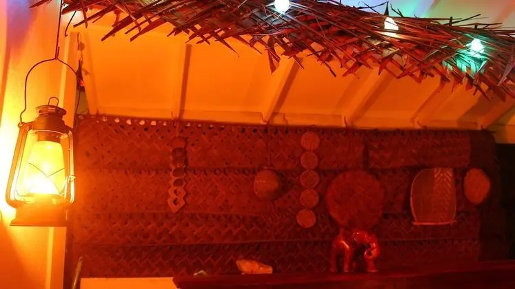 La Villa Guest House - Lobi