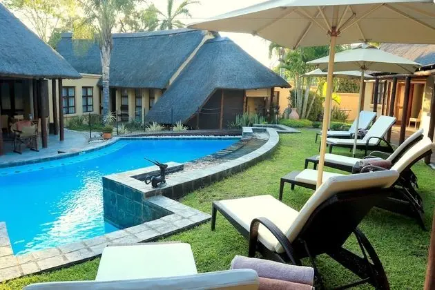 La Lechere Guest House - Havuz