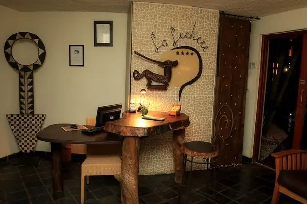 La Lechere Guest House - Lobi