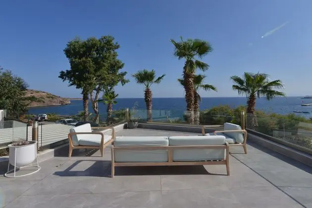 La Local Beach Hotel Yalıkavak - Havuz
