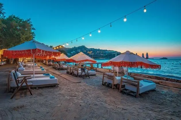 La Local Beach Hotel Yalıkavak - Öne Çıkan Resim