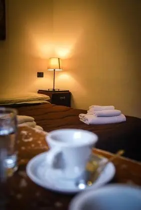 La Locanda dell'Arte-Piazza Dante - Yerinde Yemek