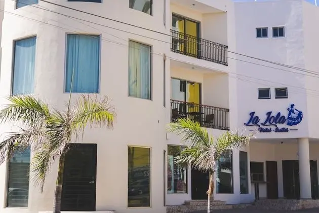La Lola Hotel & Suites - Dış Mekan