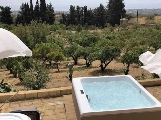 Villa La Lumia B&B Suites & Apartments - Havuz