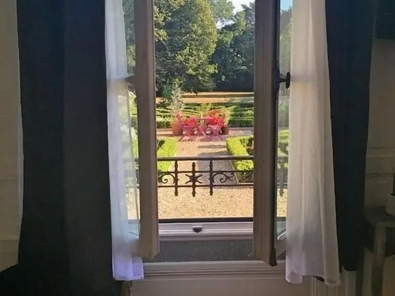 La Maison Dans le Parc - Oda