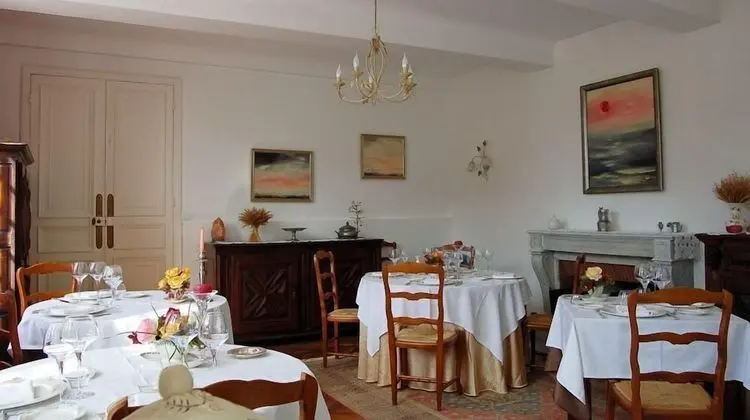 La Maison d'Antan - Yerinde Yemek